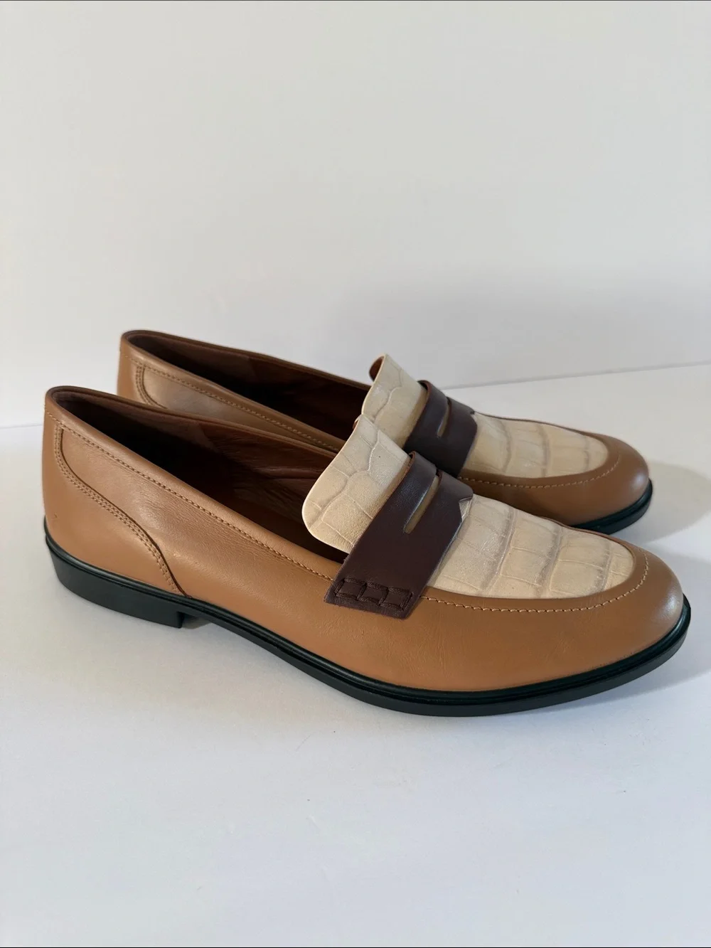 ECCO DRESS CLASSIC 15 LOAFER WOMEN'S DRESS